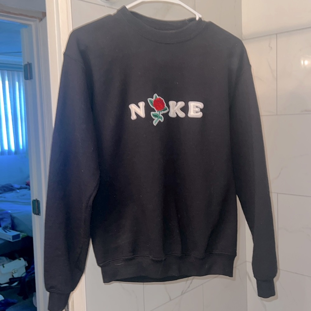crewneck custom